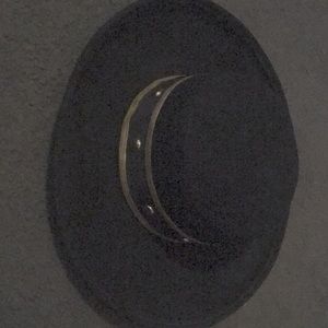 Black and gold elegant hat